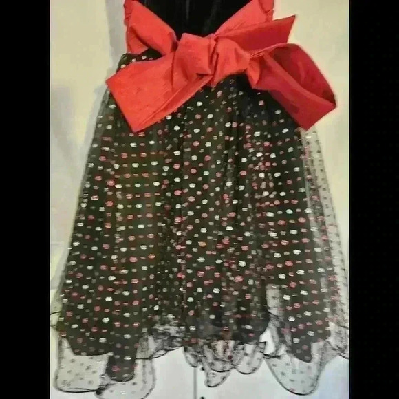 Charming Black and Red Polka Dot Dress for Girls - Picture 8 of 10